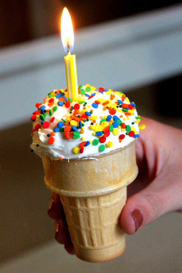 Birthday Ice Cream Cone Cupcakes | KeepRecipes: Your