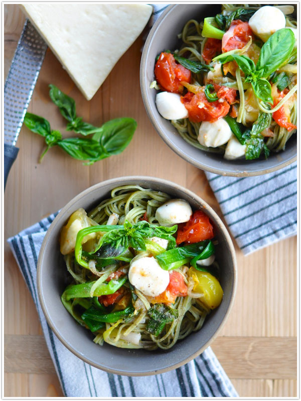 Heirloom Tomato Pasta with Scallions and Mozzarella | KeepRecipes: Your ...