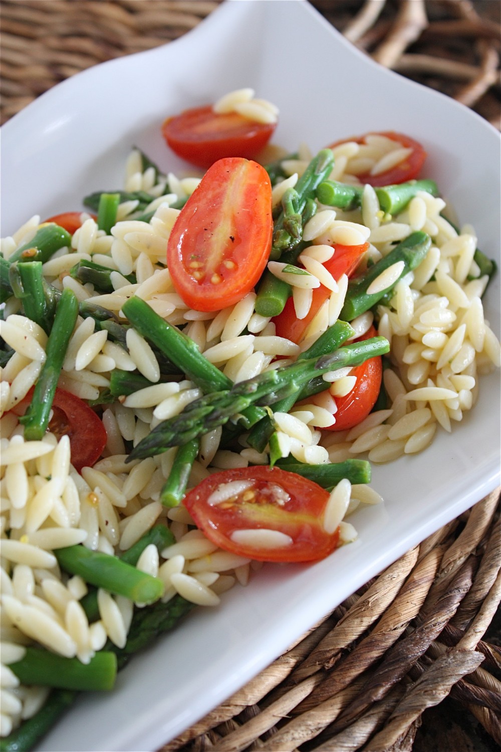 Lemon Orzo Salad with Asparagus and Tomatoes | KeepRecipes: Your ...