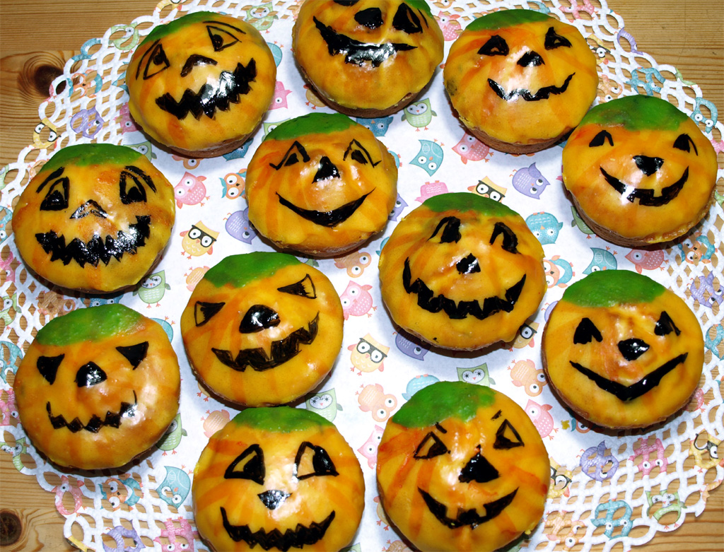 Halloween-Muffins | KeepRecipes: Your Universal Recipe Box