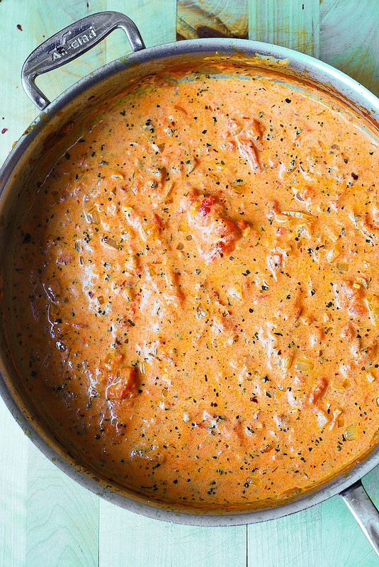 Spicy Shrimp Pasta in Garlic Tomato Cream Sauce | KeepRecipes: Your