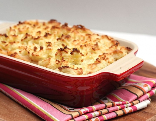 Shepherd's Pie with Garlic Mashed Potatoes | KeepRecipes: Your ...