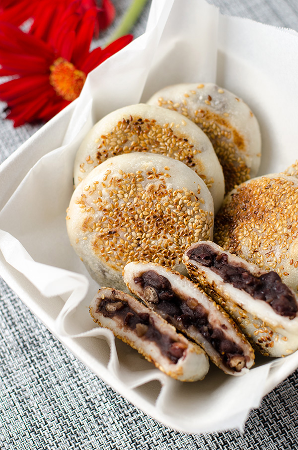 Sticky Rice Cake with Red Bean Paste | KeepRecipes: Your Universal ...